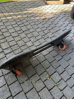 Predam waveboard znacky Oxelo - 3