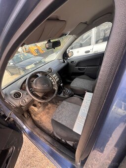 Ford fiesta - 3