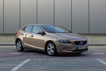 Volvo V40 D2 Powershift AT6 - 3