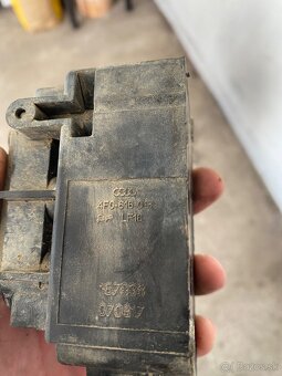 Predam regulačnu kocku audi a6 c6 4F0616013 - 3