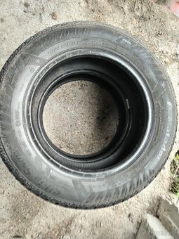 Predám zimné pneumatiky 2x Matador 165/70R14 - 3