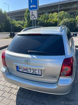 Toyota Avensis 2.2 diesel malo km - 3