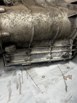 Prevodovka Q5 3.0 tdi - 3