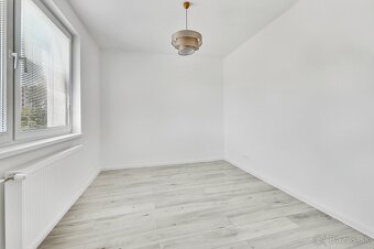 Predaj 4 izb.bytu na Žehrianskej ul. v Petržalke - 3