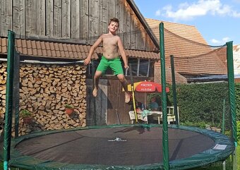 Trampolína - 3