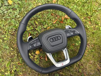 AUDI ŠPORTOVÝ VYHRIEVANÝ ZKOSENÝ PERFOROVANÝ VOLANT - 3