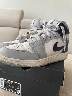 predam Jordan 1 mid 38.5 - 3