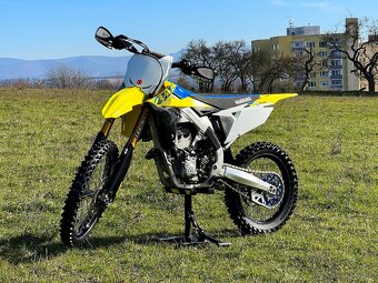 Suzuki RM-Z 250 - 3