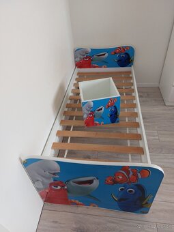 Posteľ a box na hračky Dory a Nemo - 3