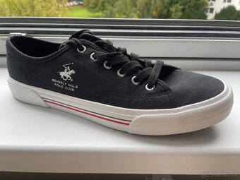 Nové pánske tenisky CCC - 3