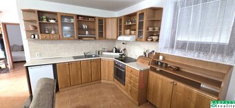 Na predaj zánovný, útulný rodinný dom, Šurovce - 3