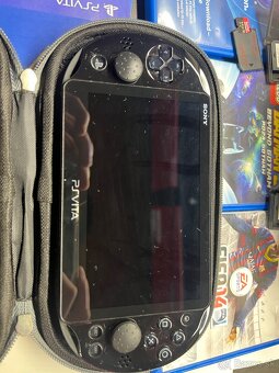 Ps Vita Wi-fi pch-2004 black - 3