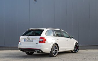 Škoda Octavia 3 Combi 2.0 TDI DPF RS - 3