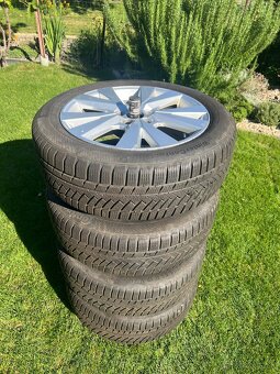Zimne preumatiky/ 205/55 R17/  s diskami- SEAT - 3