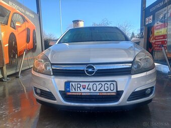 Opel Astra H - 3