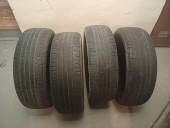 Bridgestone 215/60R17 96V - 3