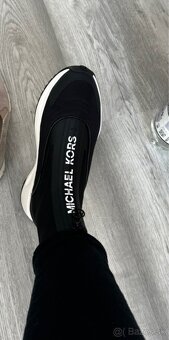 Michael Kors Dara ZIP Bootie - 3
