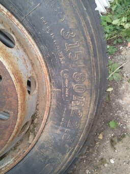 Koleso Tatra 815 pneu 315/80 R22,5 - 3