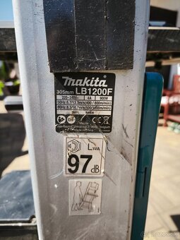 Pásová píla Makita LB 1200F - 3