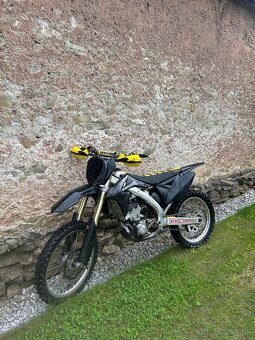 SUZUKI RMZ 250 - 3