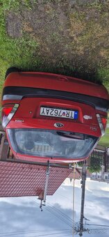 Kia Rio - 3