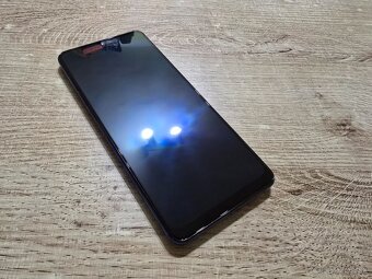 Samsung A31 displej v top stave bez skrabancov mal na sebe n - 3