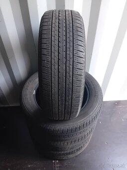 235/60R18 Bridgestone Dueller - 3