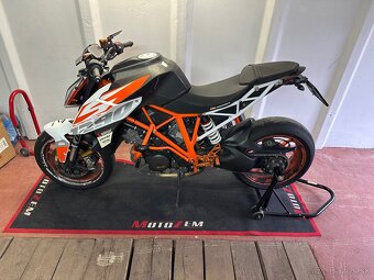 KTM SuperDuke 1290R 2017 - 198PS - 3