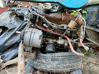 Motor a prevodovka na Škodu 120 - 3