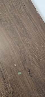 Jedálenský stôl a 5 stoličiek - 3