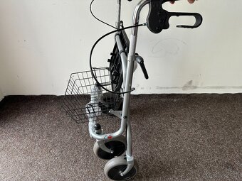 Chodítko pre seniorov - rolátor - 3