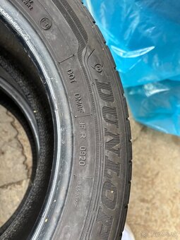 Predám 2ks letné pneu Dunlop 205/55R16 - 3