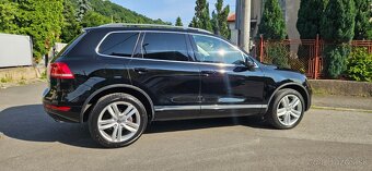 Volkswagen Touareg VR6 3.6 LUX KomfortBenzínPanorama - 3