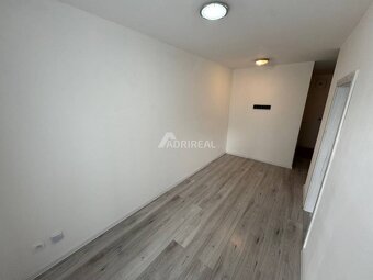 NOVÁ CENA: 1i byt; 34 m2; POPRAD ; 105.900 €+ DOHODA NA CENE - 3