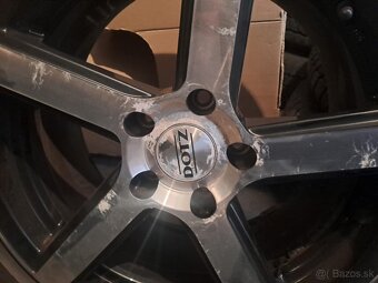 BMW X1   225/50 R17 - 3