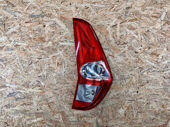 Zadné pravé a ľavé svetlo na Suzuki Splash - 3