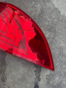 Zadné pravé svetlo Superb 2 sedan facelift - 3