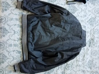 Predám bundu na jeseň veľkosť 140 - 3