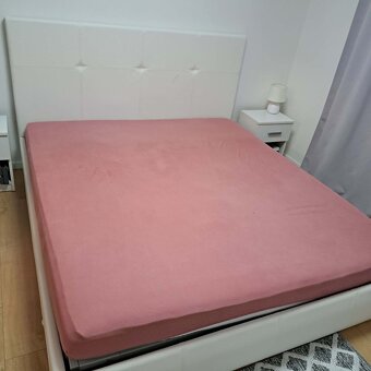Manželská posteľ - 3