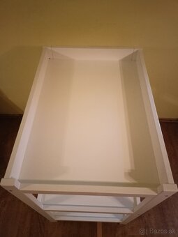 Prebaľovací pult - 3