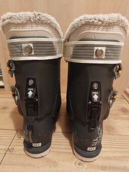 Predám lyžiarky Rossignol – veľkosť 24,5 - 3