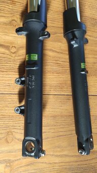 Predné teleskopy Honda CBF600 - 3