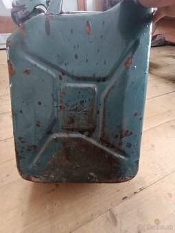 Vojenské veci a bandasky - 3