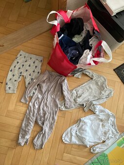 3x tašky oblečenia 68–80 (chlapčenské) za kávu - 3