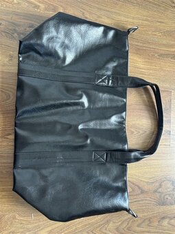 John Varvatos cierna kabelka - 3