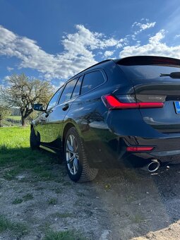 BMW 320D G21 - 3