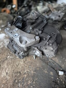 Predám manuálna 6q prevodovka pre 2.0tdi VW GROUP - NFU- - 3