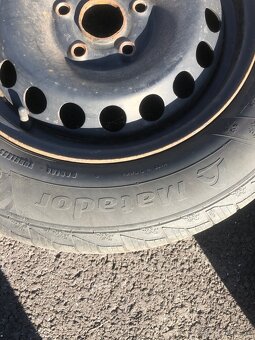 Pneumatiky 195/65 R15 - 3