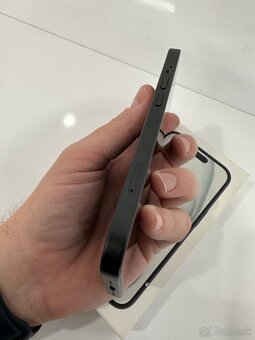 Apple iPhone 15 Black 128gb - 3
