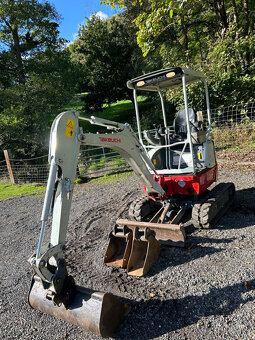 Takeuchi TBI-722 - 3
